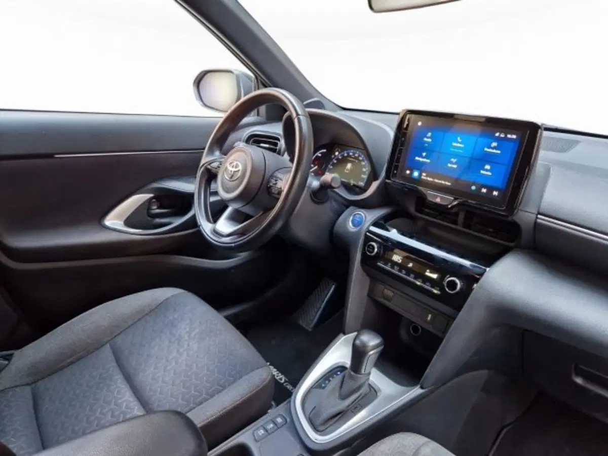 Toyota Yaris Cross usata a Modena (3)