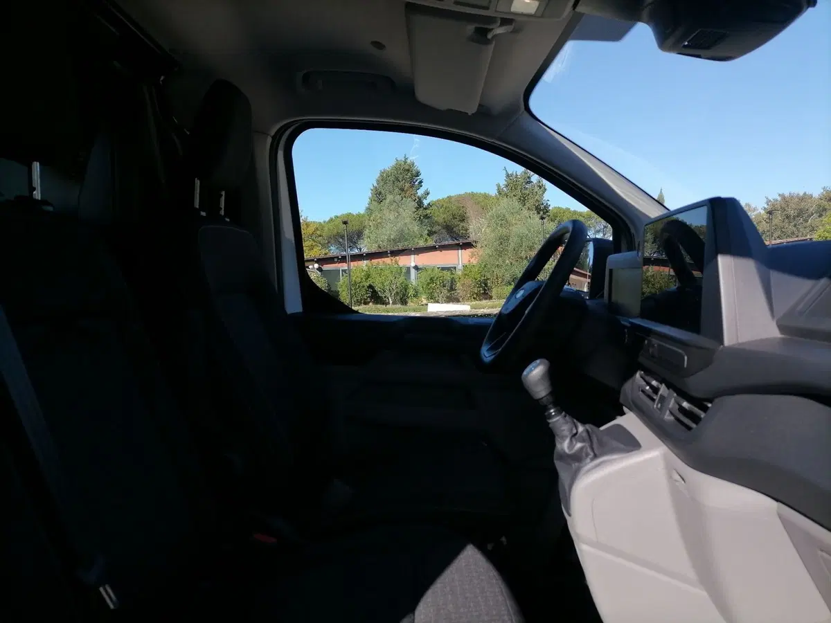 Ford Transit Custom Furgone usata a Roma (6)