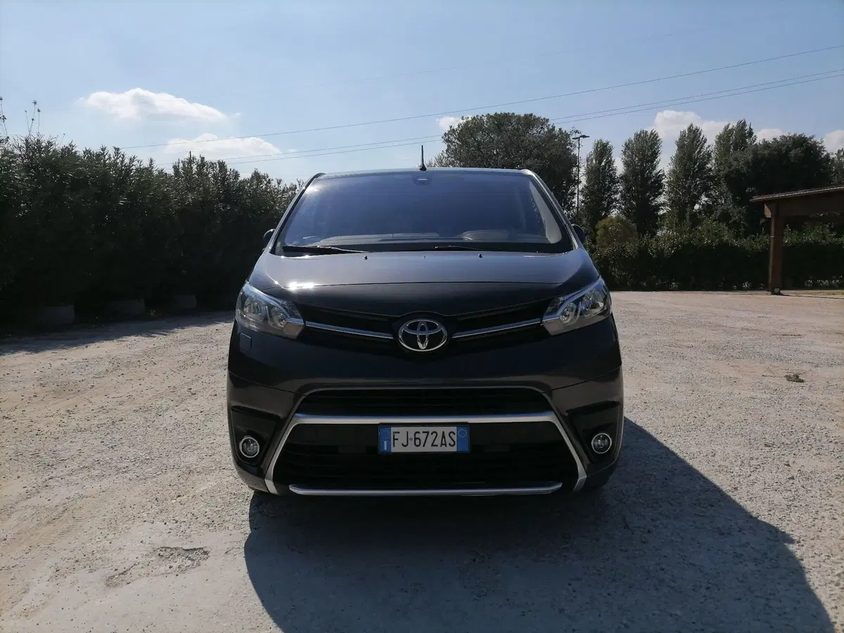 Toyota Proace Verso usata a Roma (5)