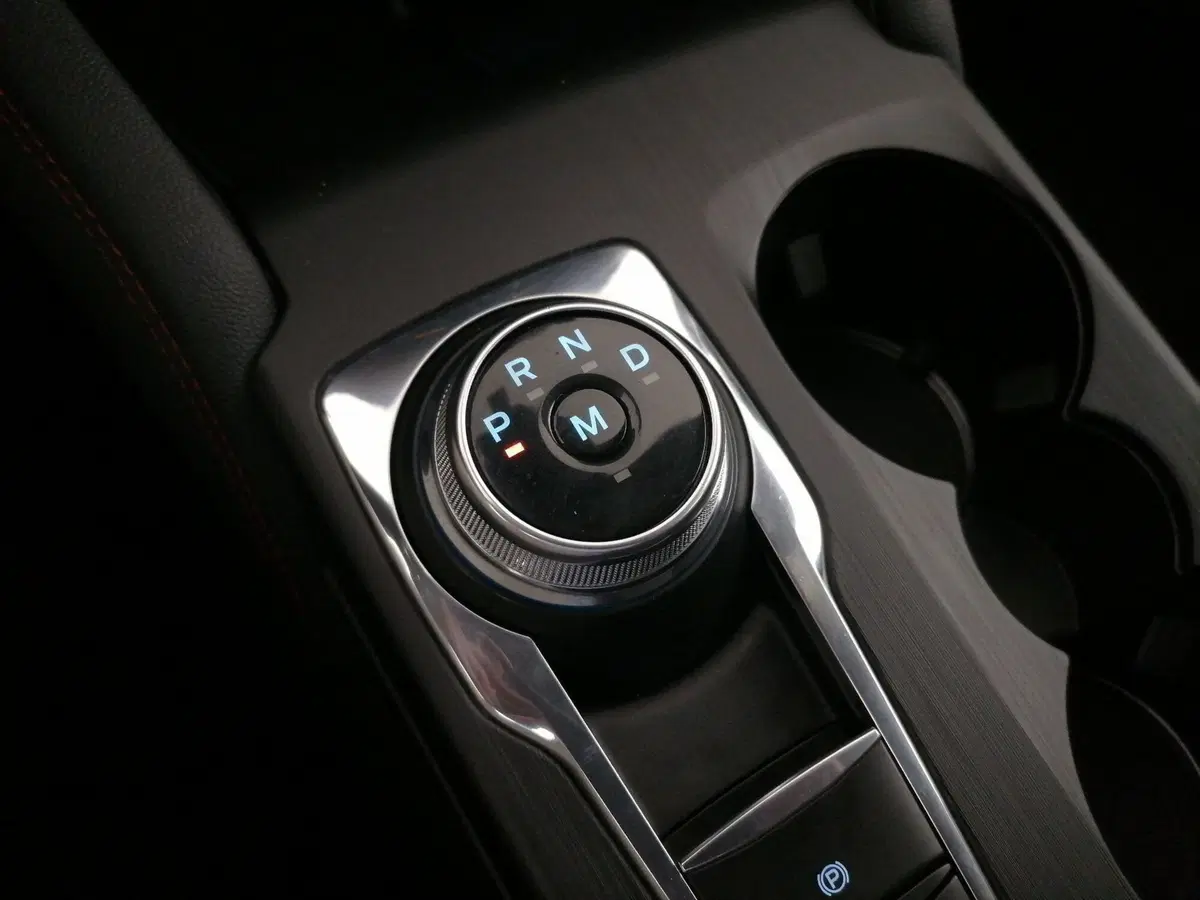 Ford Kuga usata a Roma (13)