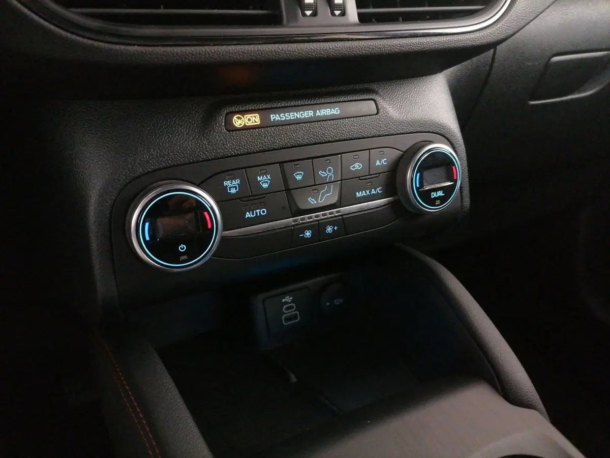 Ford Kuga usata a Roma (14)