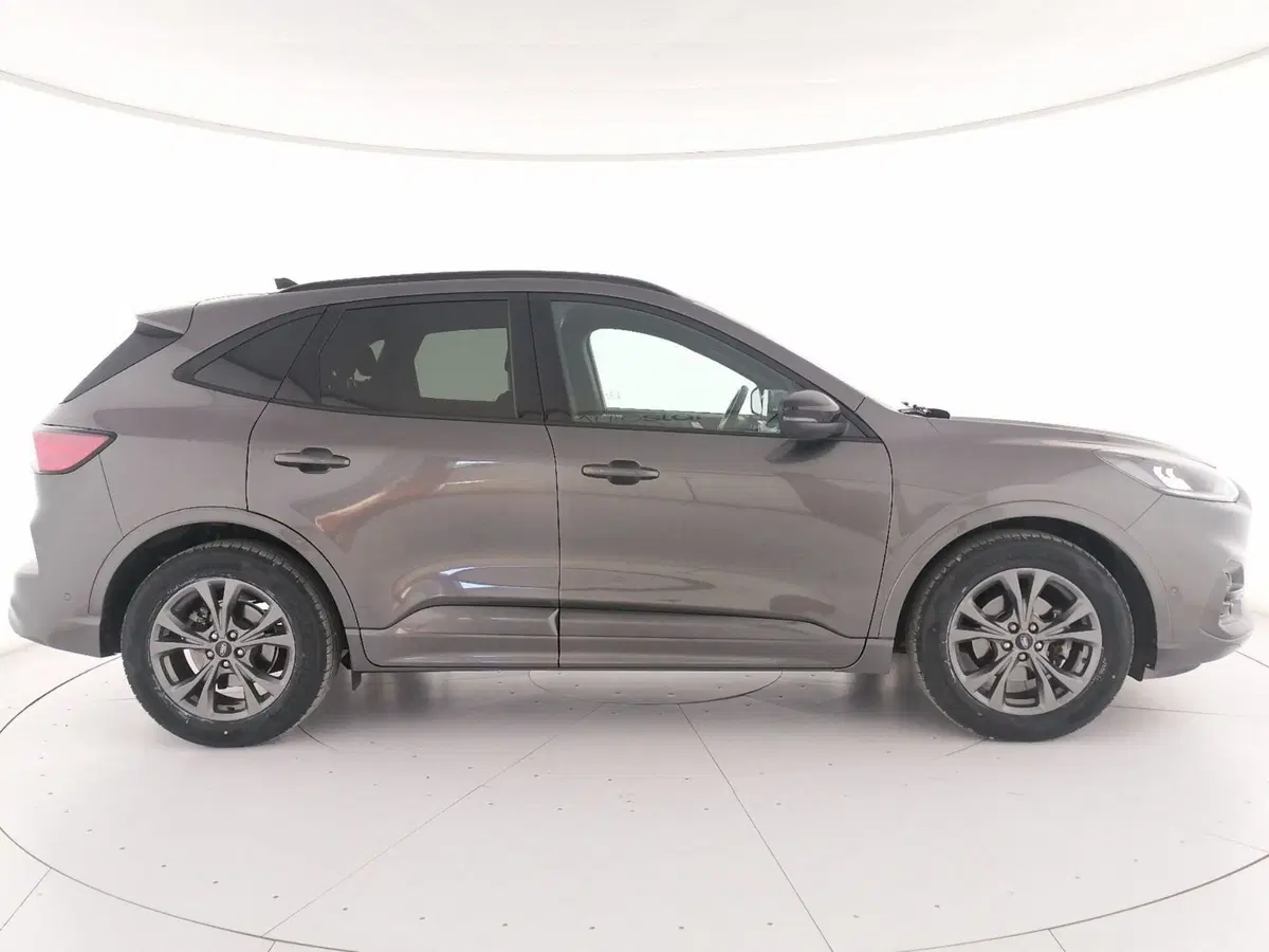 Ford Kuga usata a Roma (3)