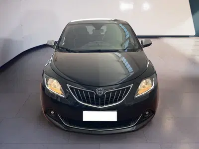 Lancia Ypsilon 1.0 FireFly 5 porte S&S Hybrid Alberta Ferretti del 2023 usata a Torino