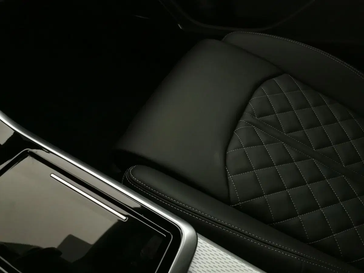 Audi Q8 Sportback usata a Chieti (20)