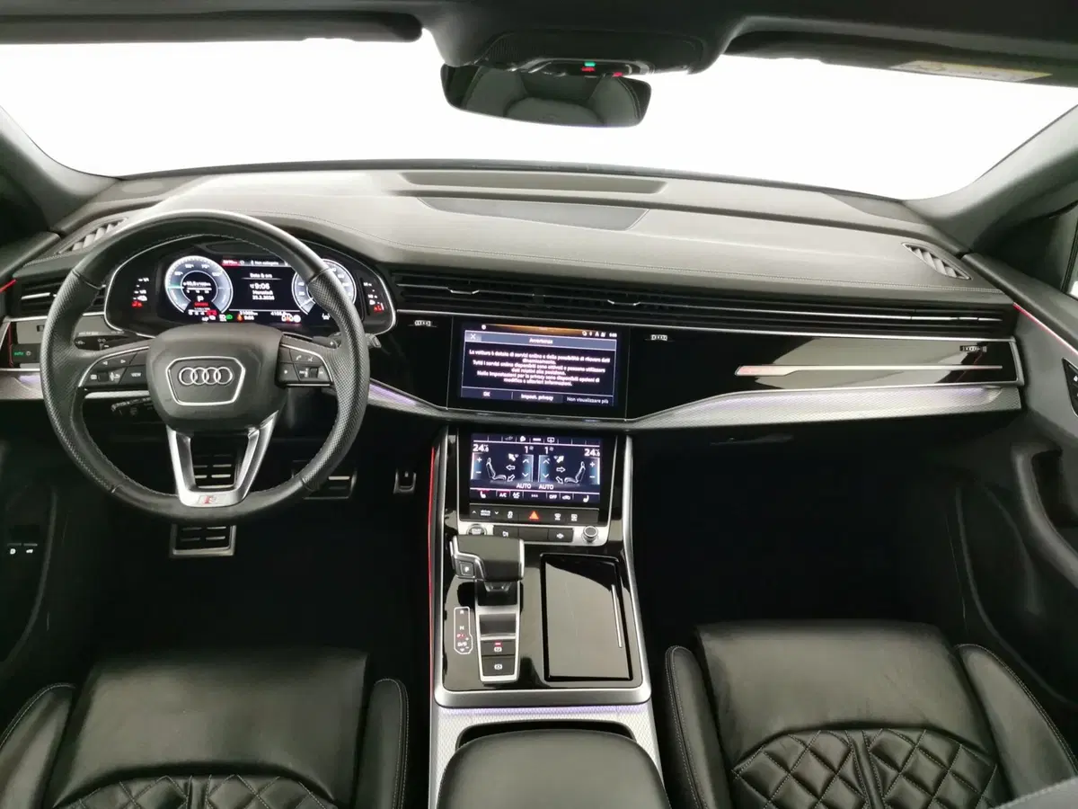 Audi Q8 Sportback usata a Chieti (8)