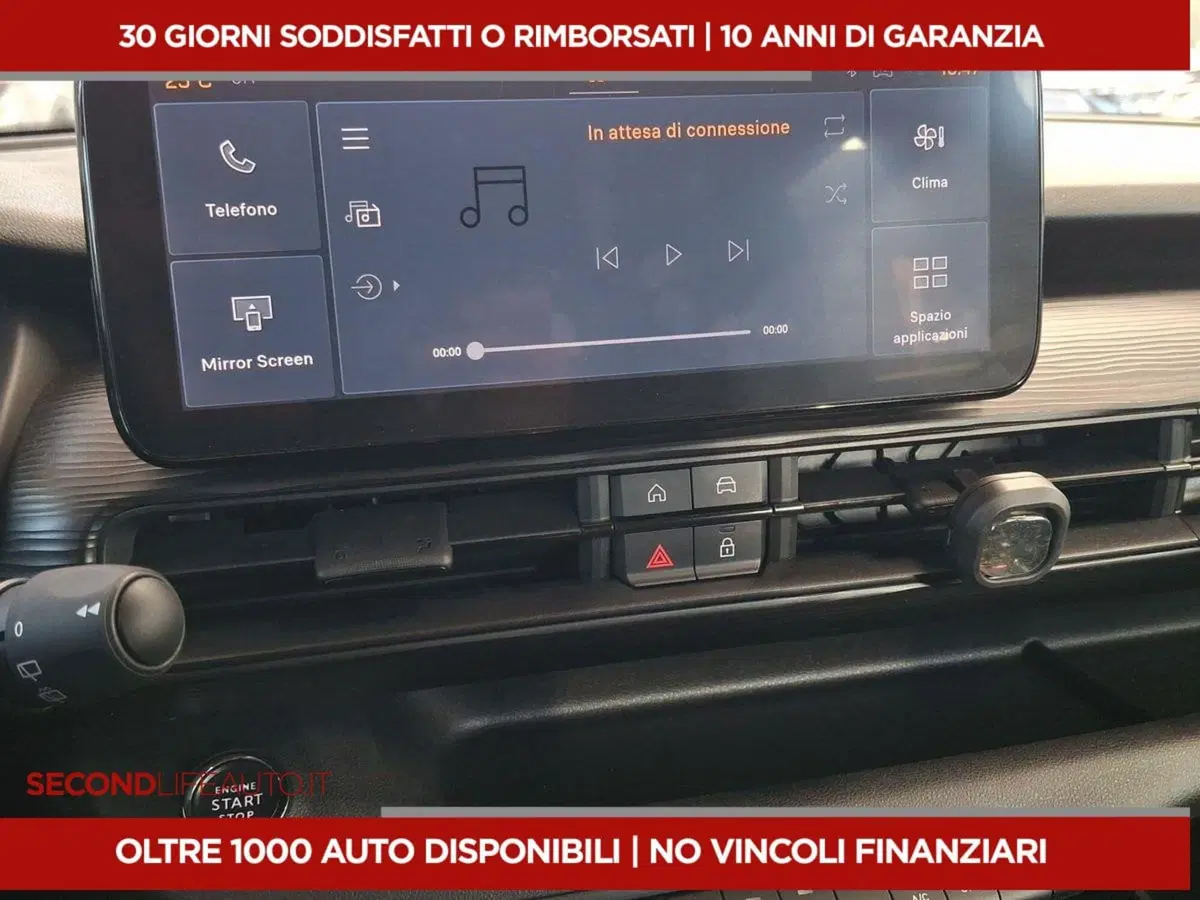 Jeep Avenger usata a Roma (19)