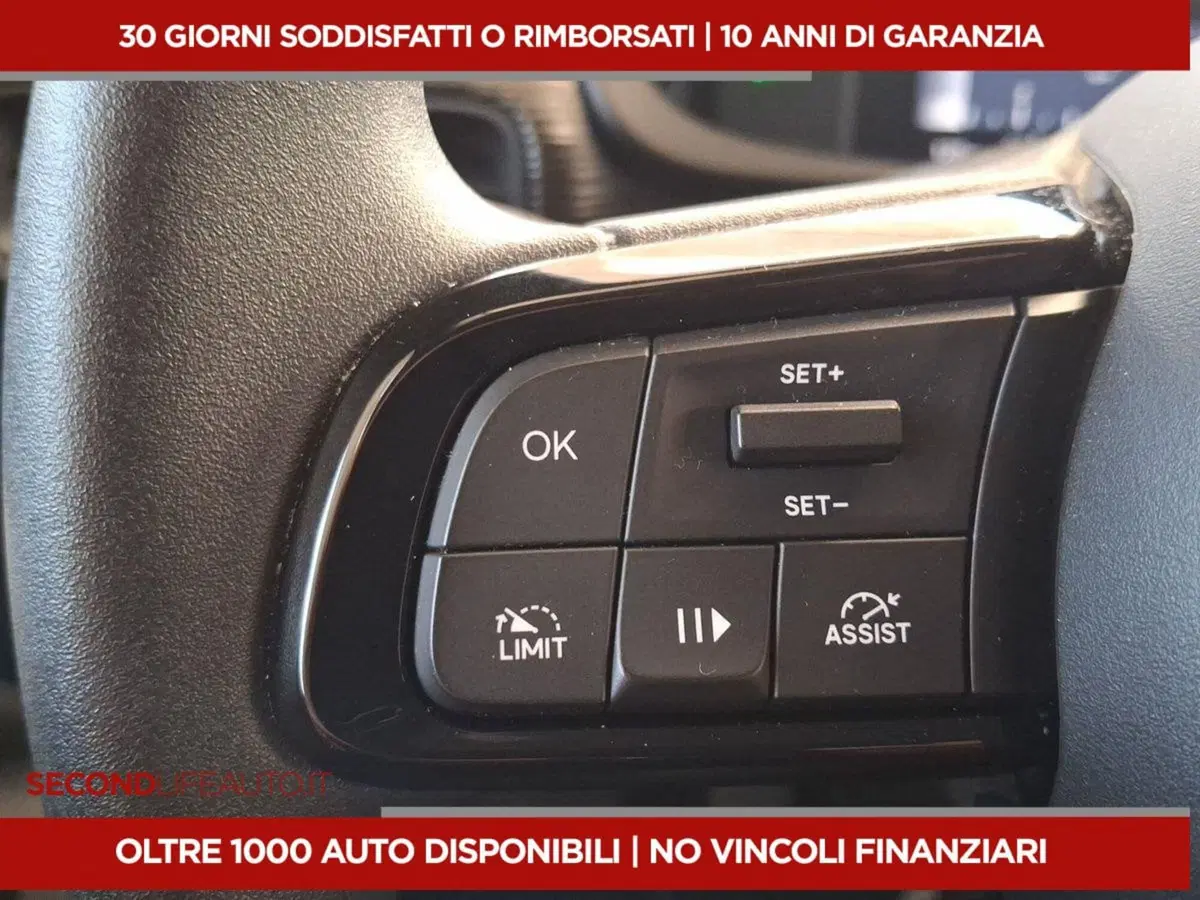 Jeep Avenger usata a Roma (9)