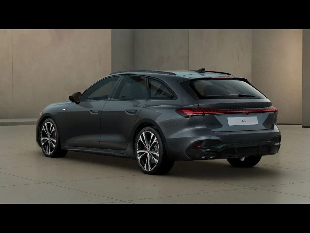 Audi A5 Avant nuova a Livorno (3)