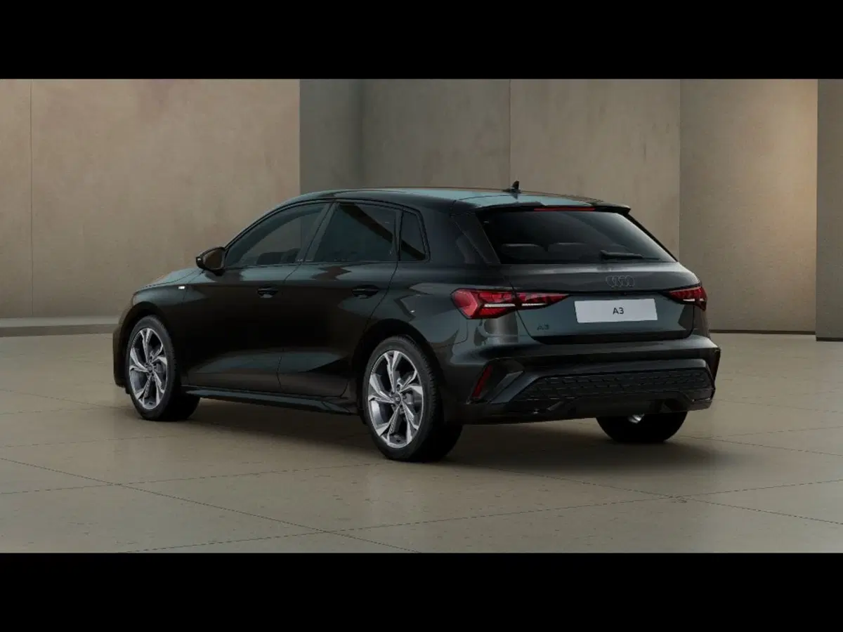 Audi A3 Sportback nuova a Livorno (3)