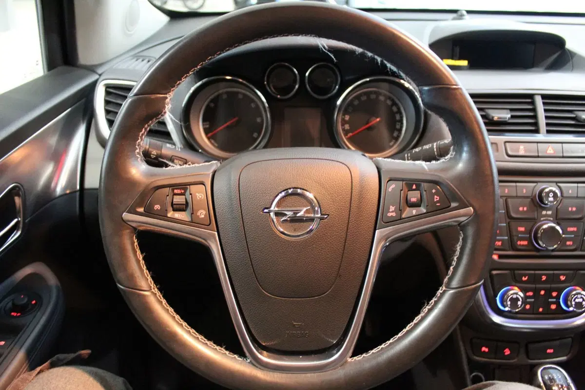 Opel Mokka usata a Cremona (9)