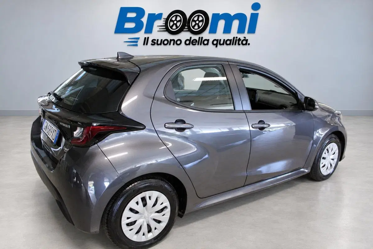 Toyota Yaris Cross usata a Cremona (5)