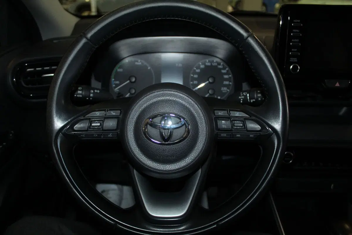 Toyota Yaris Cross usata a Cremona (9)