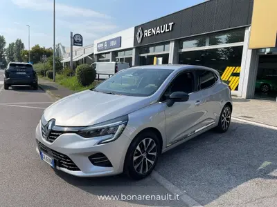 Renault Clio 1.0 tce Techno 90cv del 2023 usata a Lissone