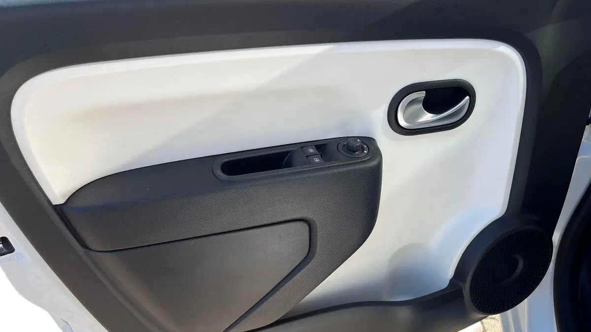 Renault Twingo usata a Parma (9)