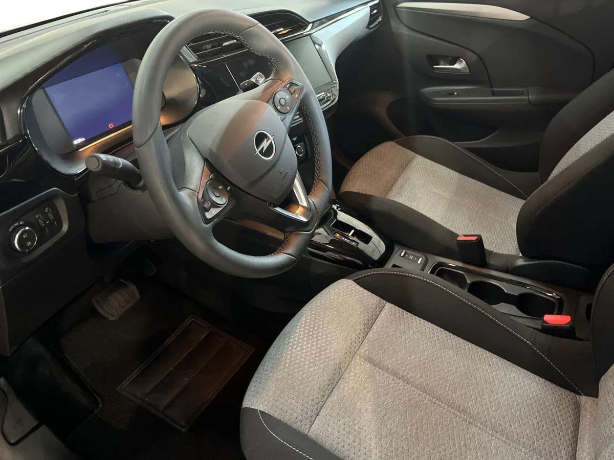 Opel Corsa usata a Lecce (10)