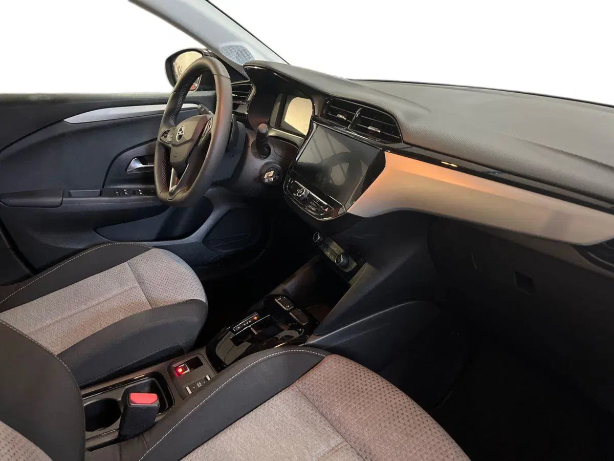 Opel Corsa usata a Lecce (9)