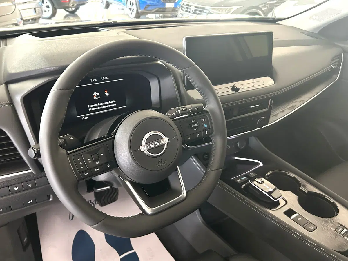 Nissan X-Trail nuova a Ferrara (9)