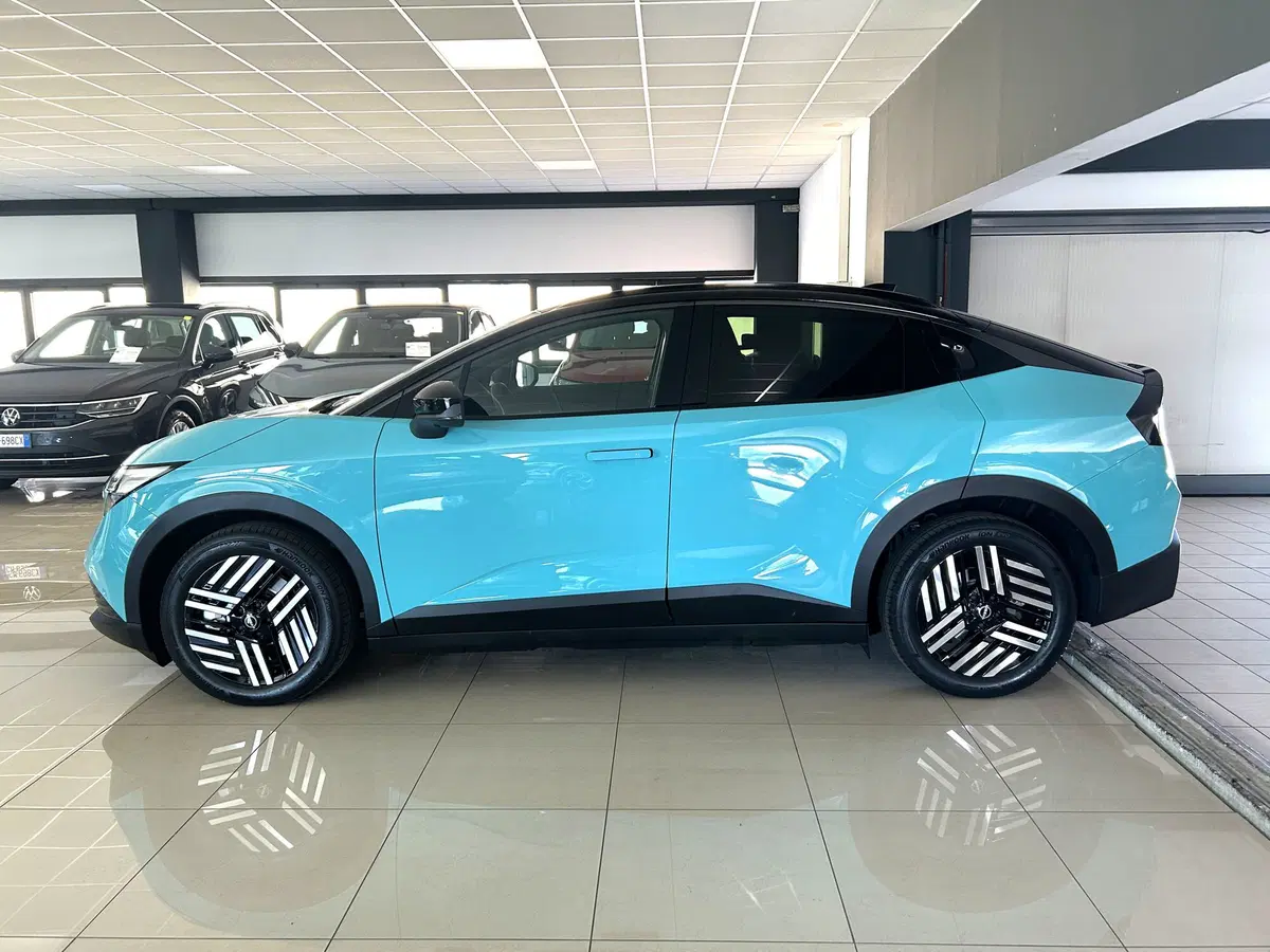 Nissan Leaf nuova a Ferrara (6)