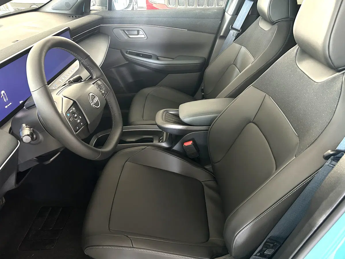 Nissan Leaf nuova a Ferrara (8)