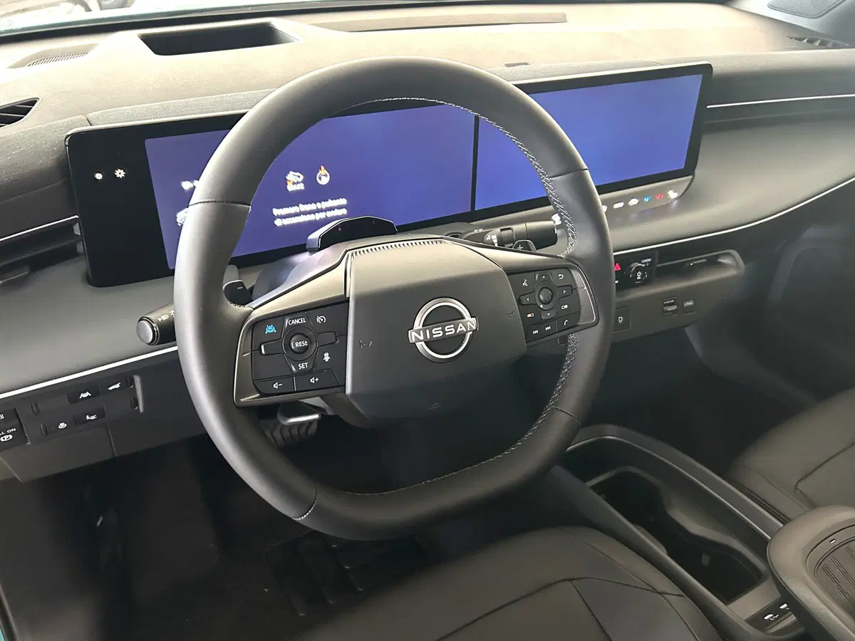 Nissan Leaf nuova a Ferrara (9)