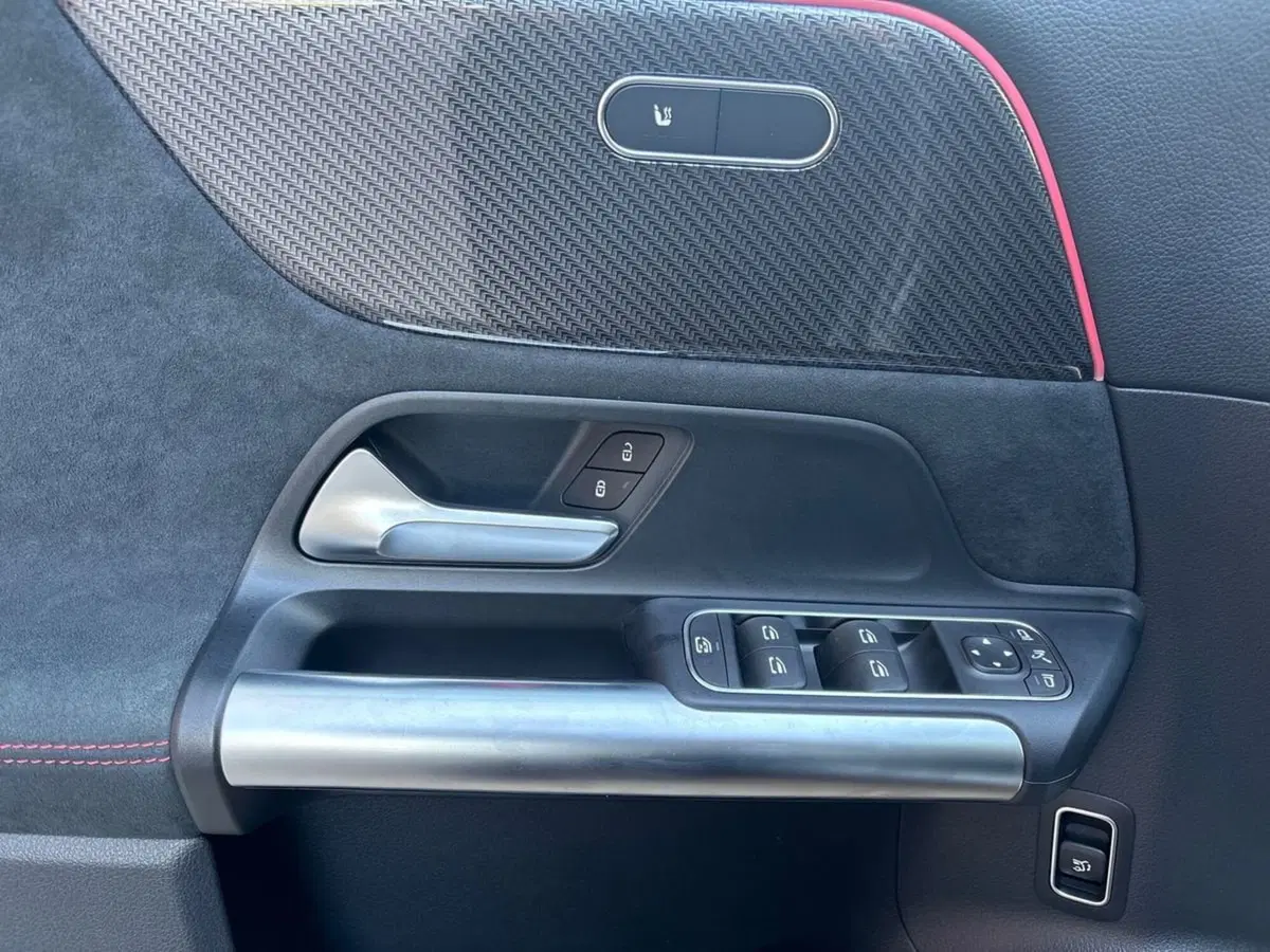 Mercedes-Benz GLA SUV usata a Pescara (12)
