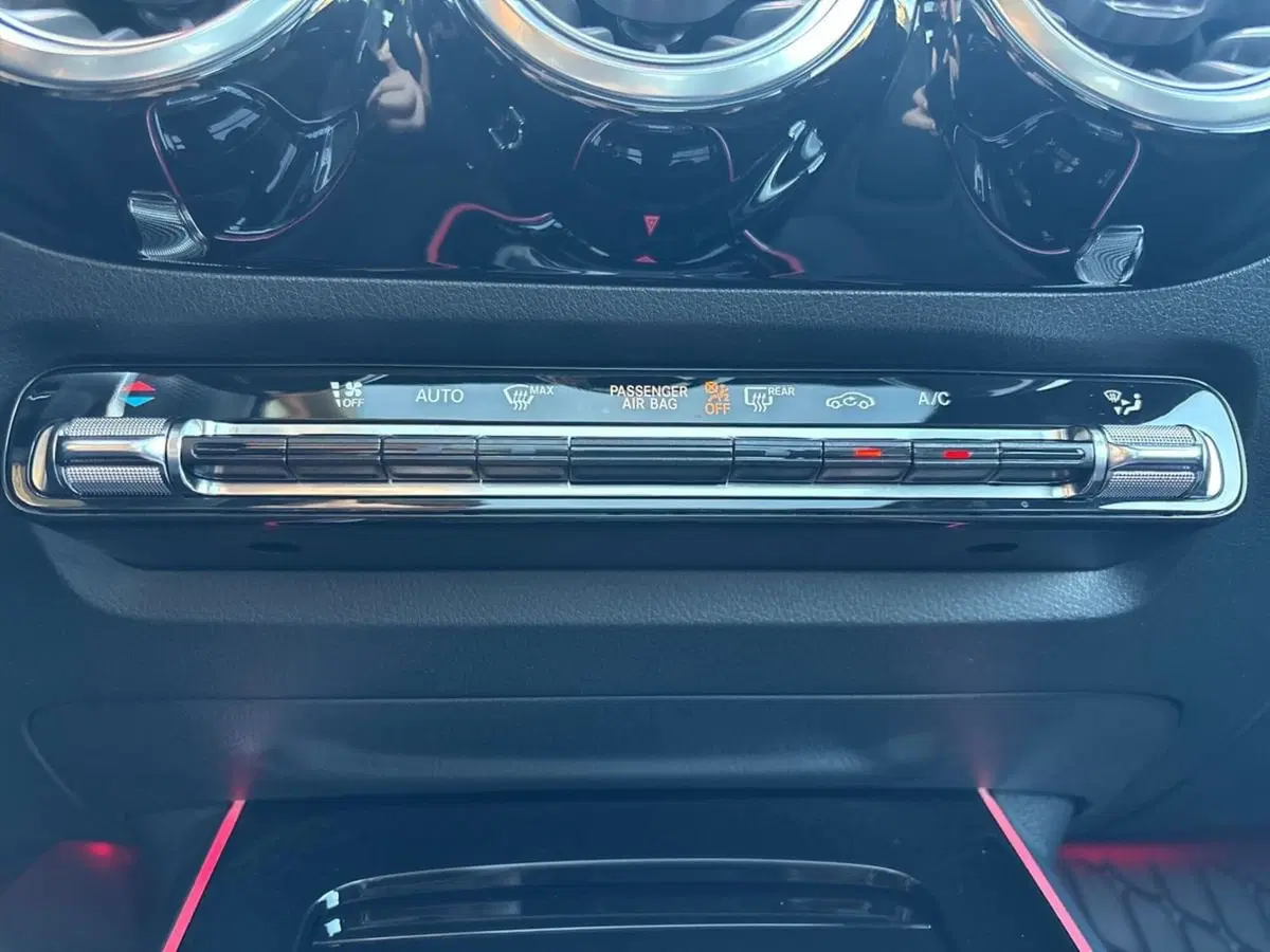 Mercedes-Benz GLA SUV usata a Pescara (14)