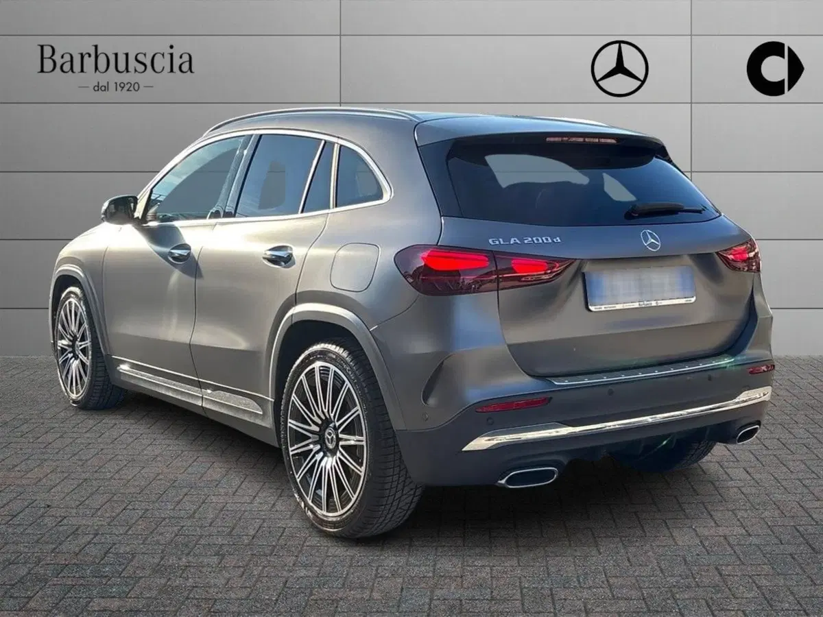 Mercedes-Benz GLA SUV usata a Pescara (4)