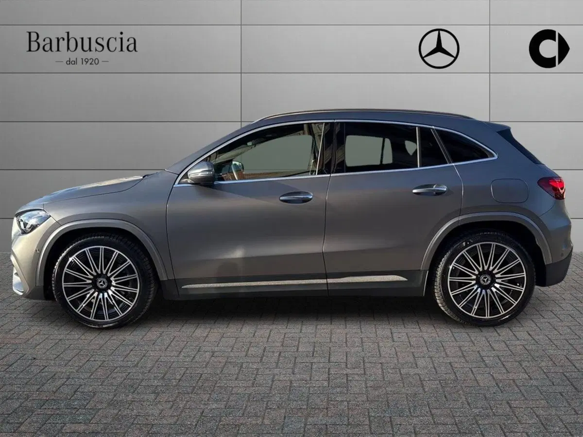 Mercedes-Benz GLA SUV usata a Pescara (5)