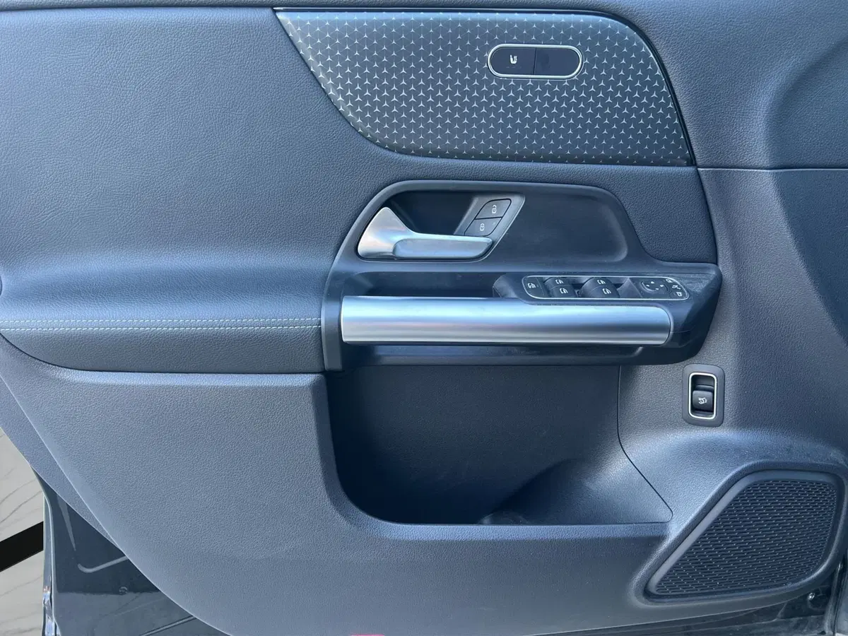 Mercedes-Benz GLA SUV usata a Cosenza (12)