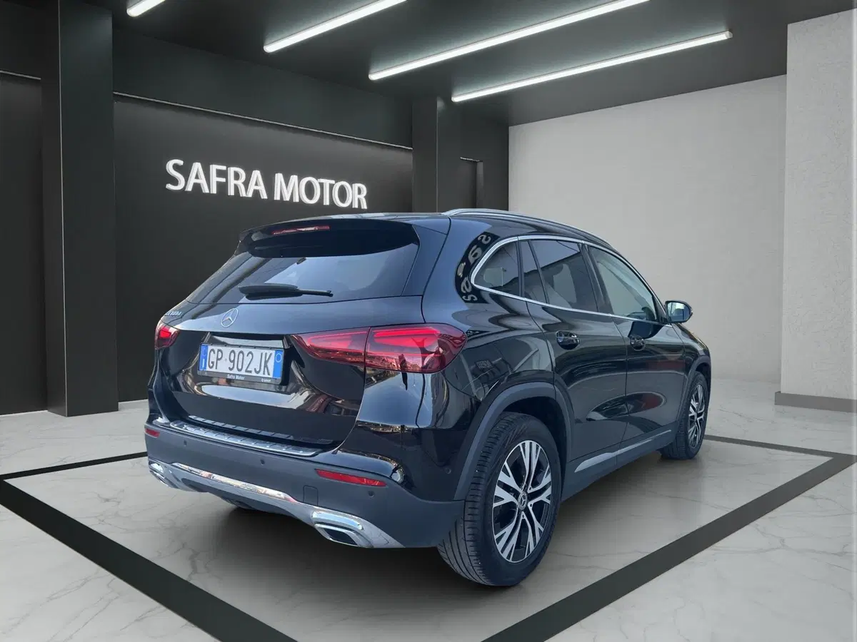 Mercedes-Benz GLA SUV usata a Cosenza (6)