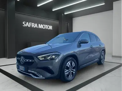 Mercedes-Benz GLA SUV 200 d Progressive Advanced Plus 4matic auto del 2023 usata a Rende