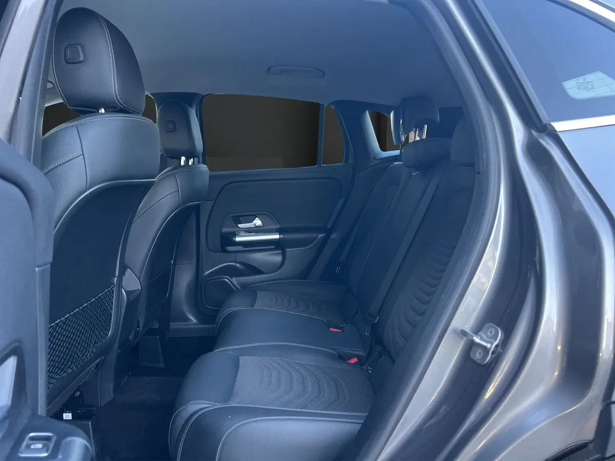 Mercedes-Benz GLA SUV usata a Cosenza (13)