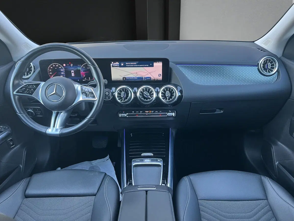 Mercedes-Benz GLA SUV usata a Cosenza (14)
