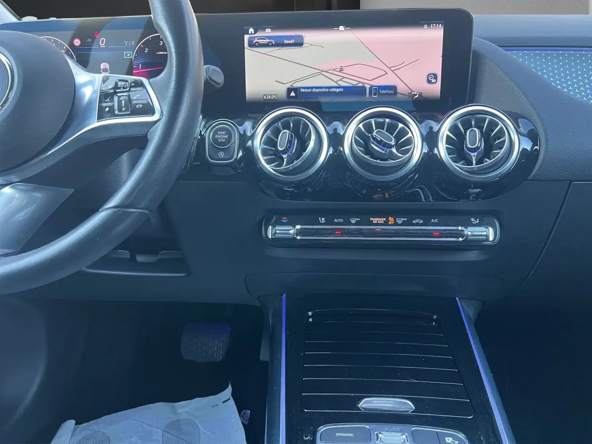 Mercedes-Benz GLA SUV usata a Cosenza (16)