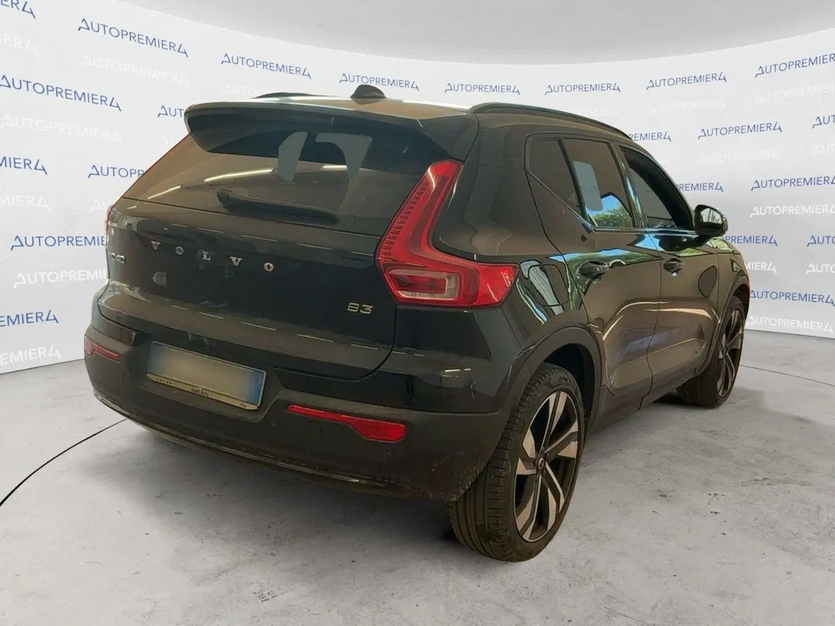 Volvo XC40 usata a Como (5)