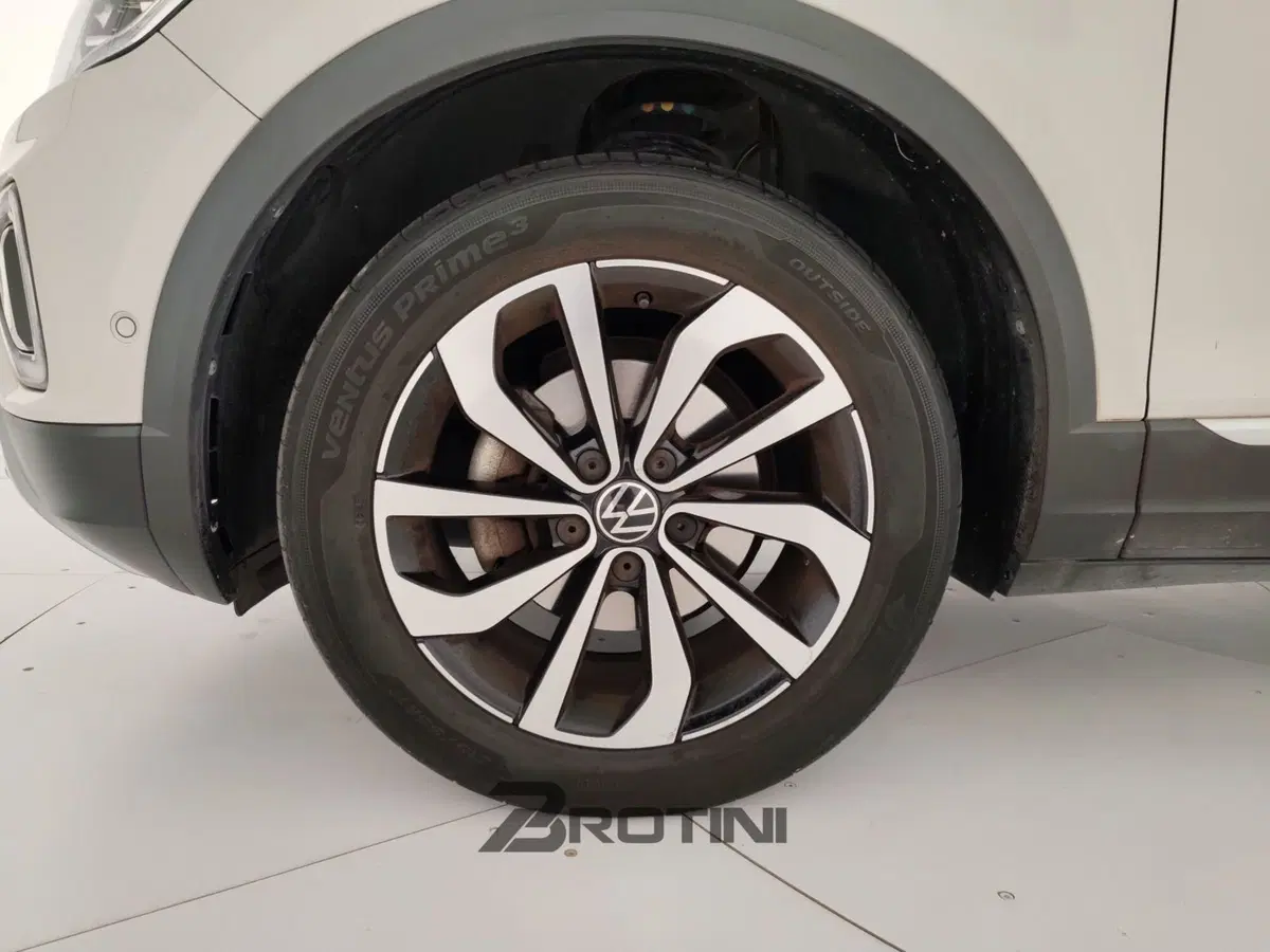 Volkswagen T-Roc usata a Massa-Carrara (5)