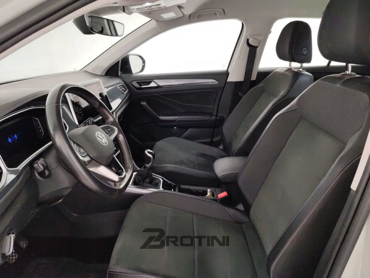 Volkswagen T-Roc usata a Massa-Carrara (6)