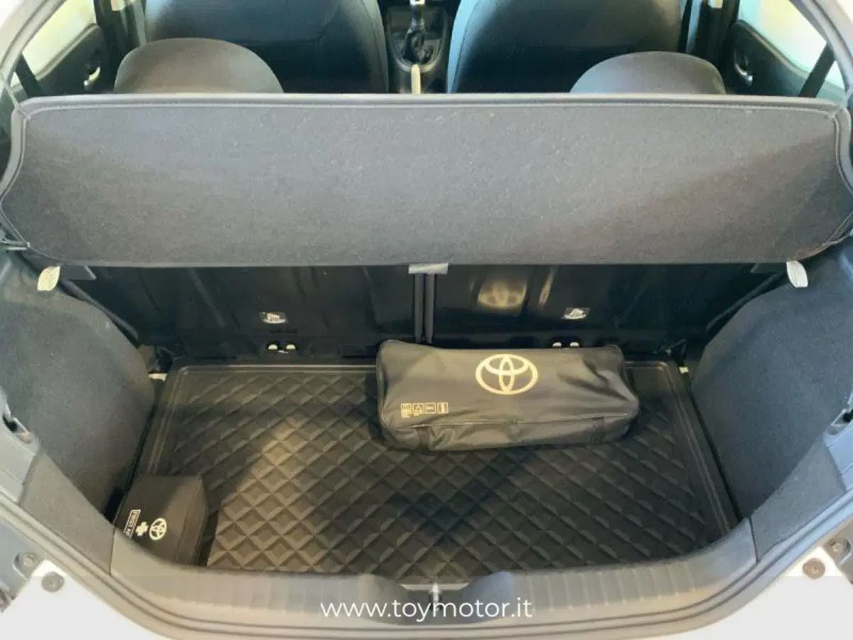 Toyota Aygo X usata a Perugia (7)