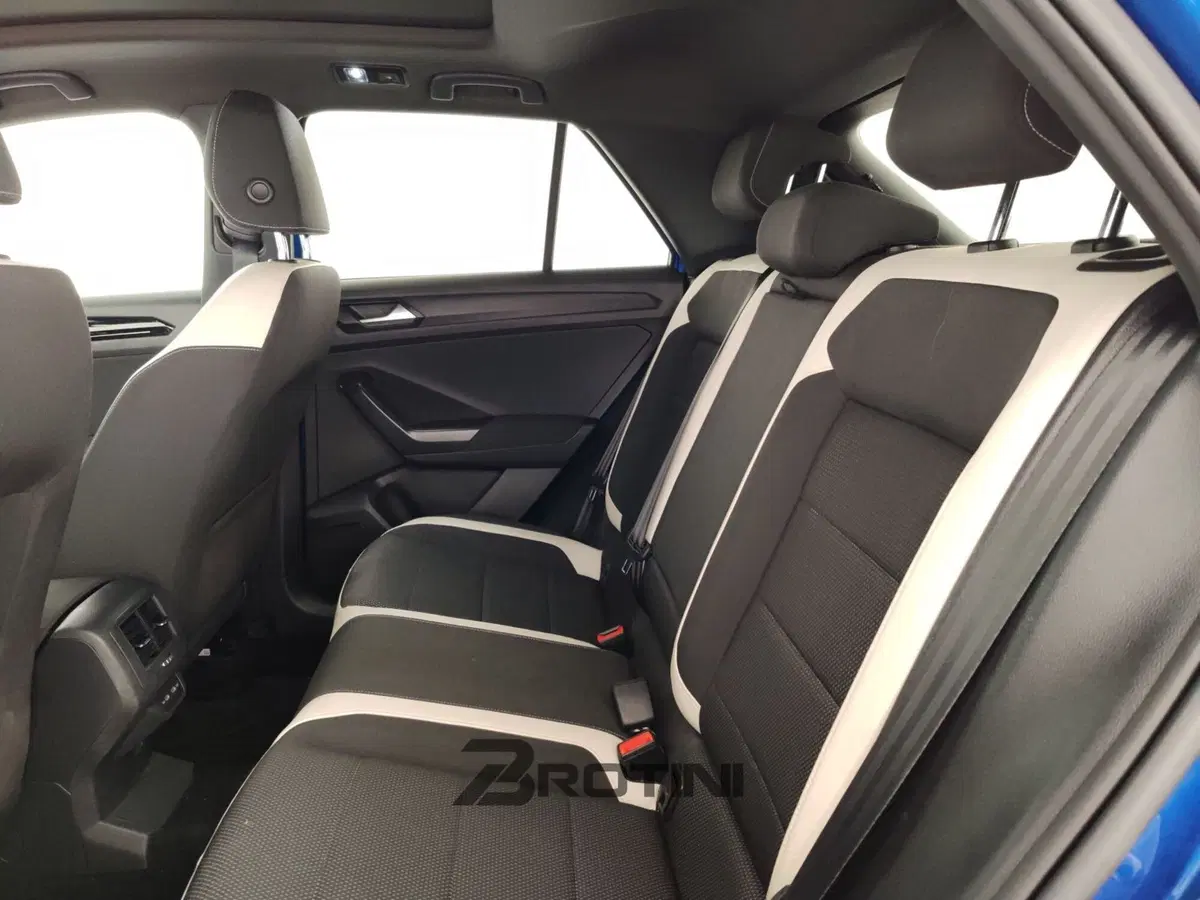 Volkswagen T-Roc usata a Massa-Carrara (10)