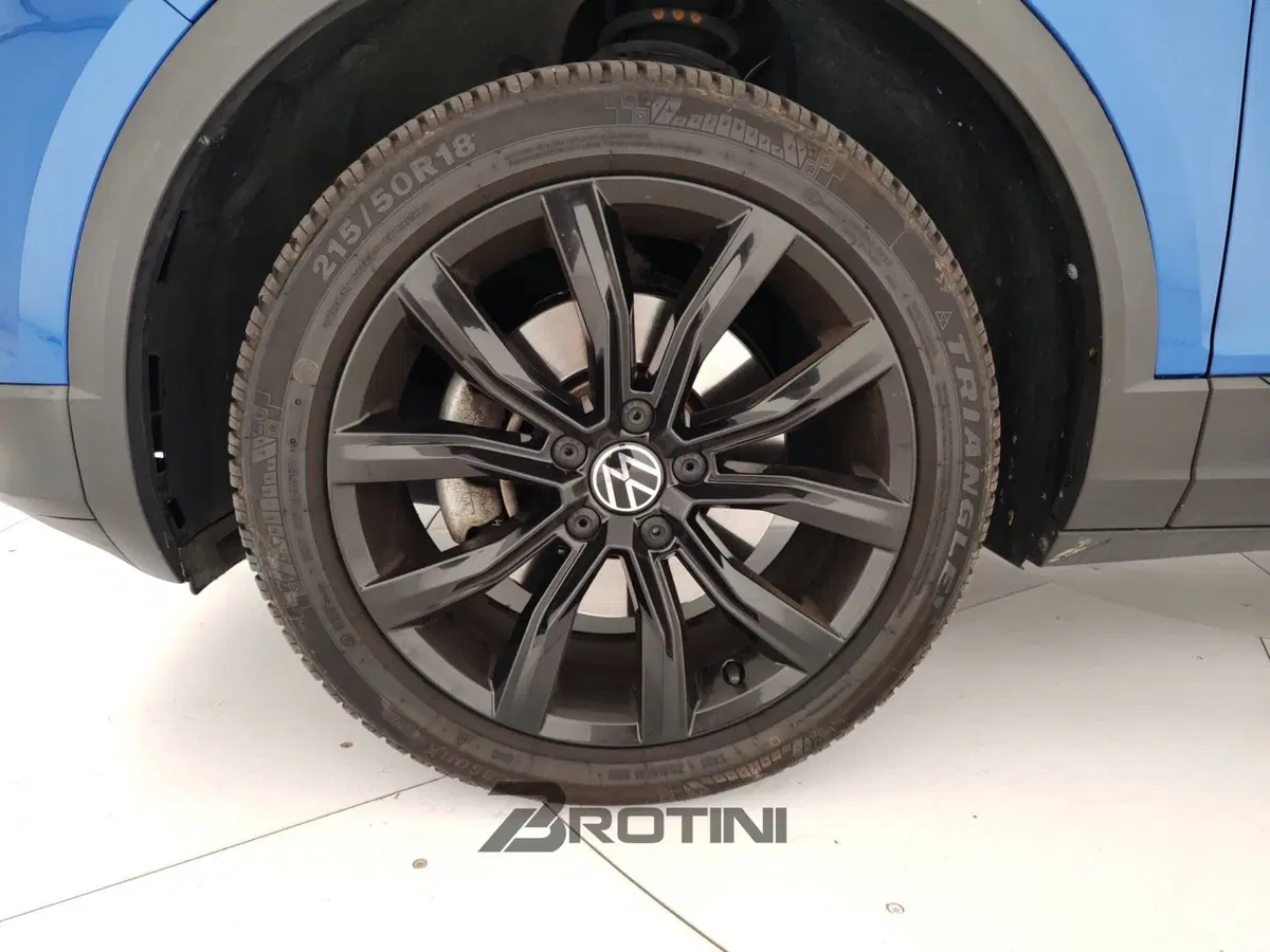 Volkswagen T-Roc usata a Massa-Carrara (6)