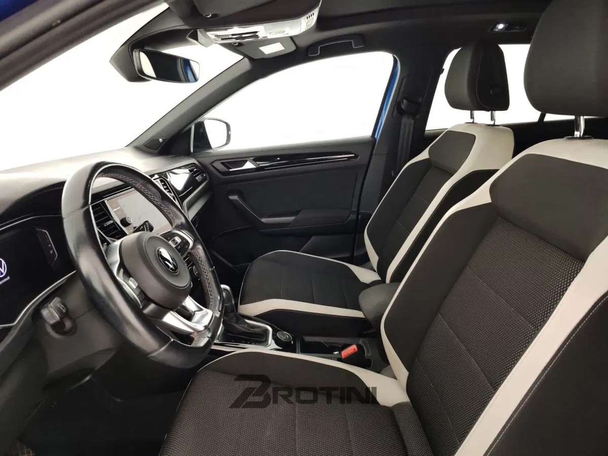 Volkswagen T-Roc usata a Massa-Carrara (7)