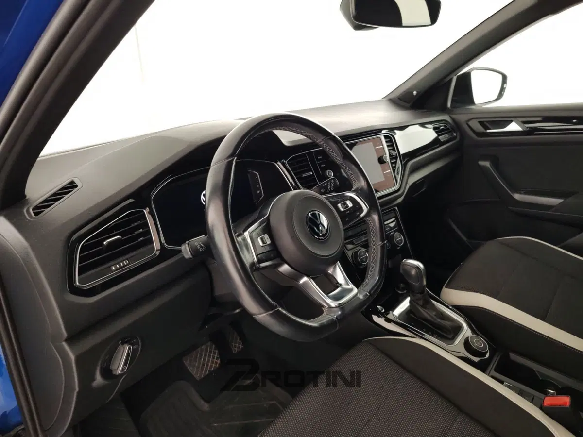 Volkswagen T-Roc usata a Massa-Carrara (8)