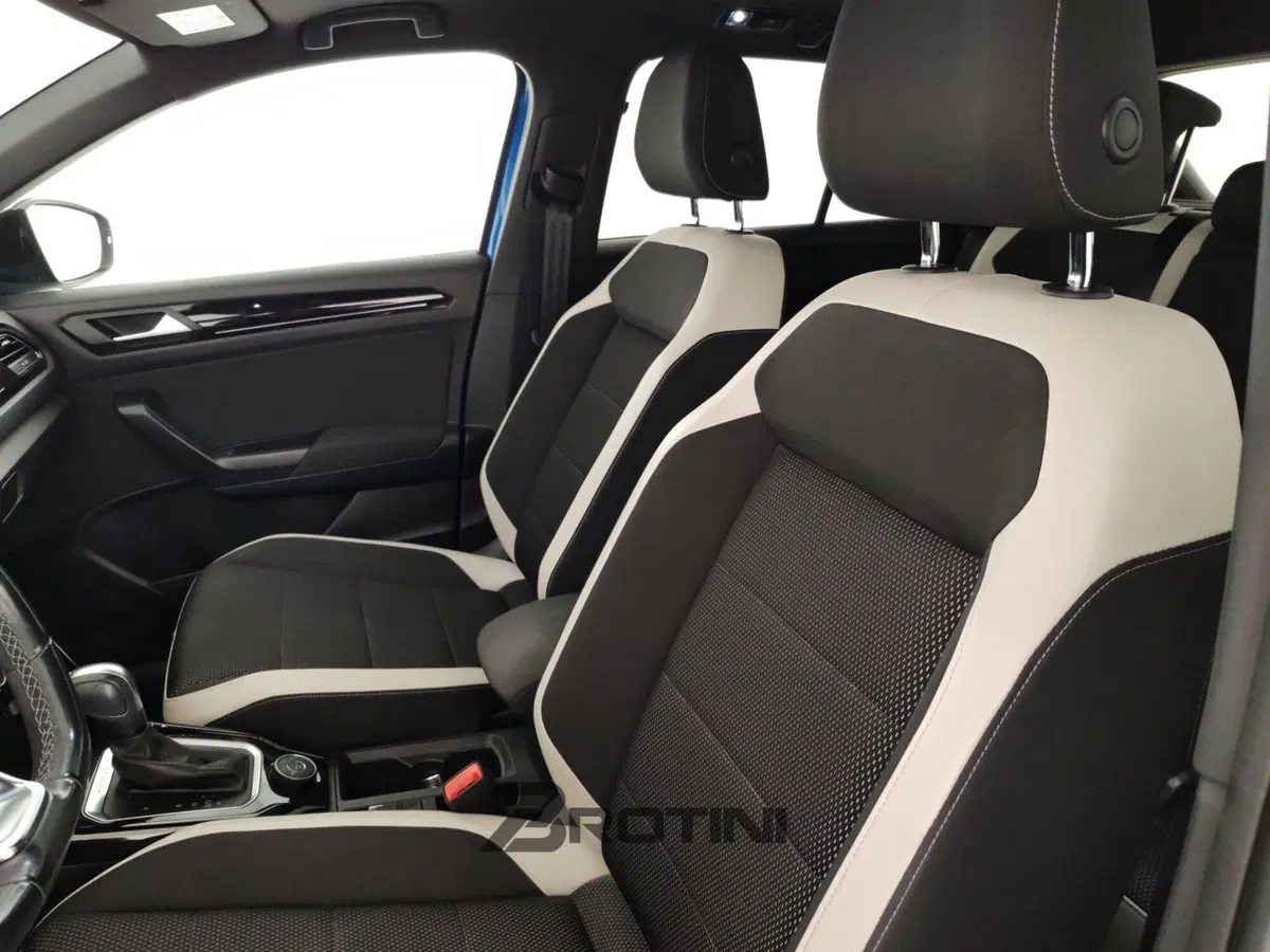 Volkswagen T-Roc usata a Massa-Carrara (9)