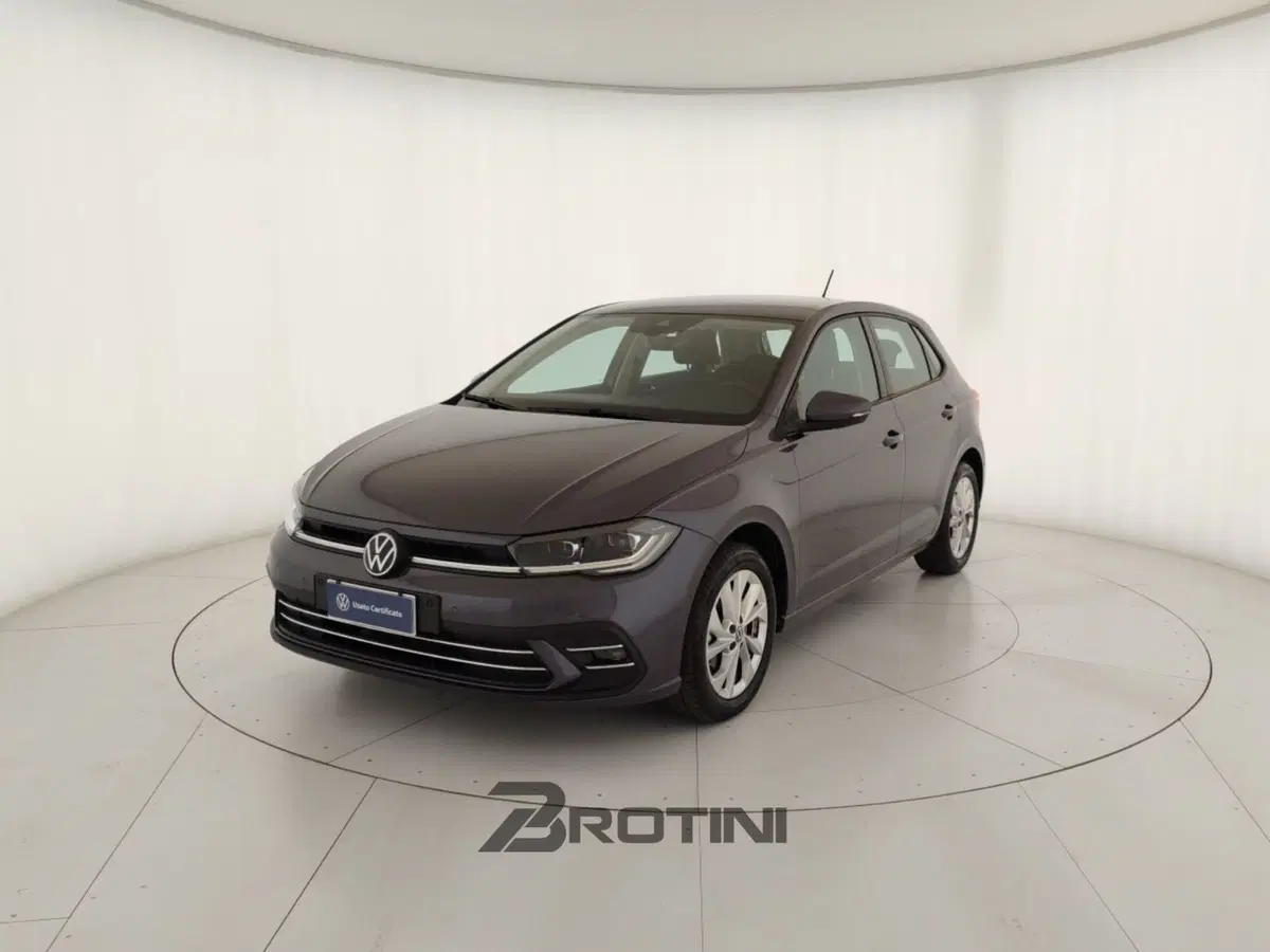 Volkswagen Polo usata a Massa-Carrara