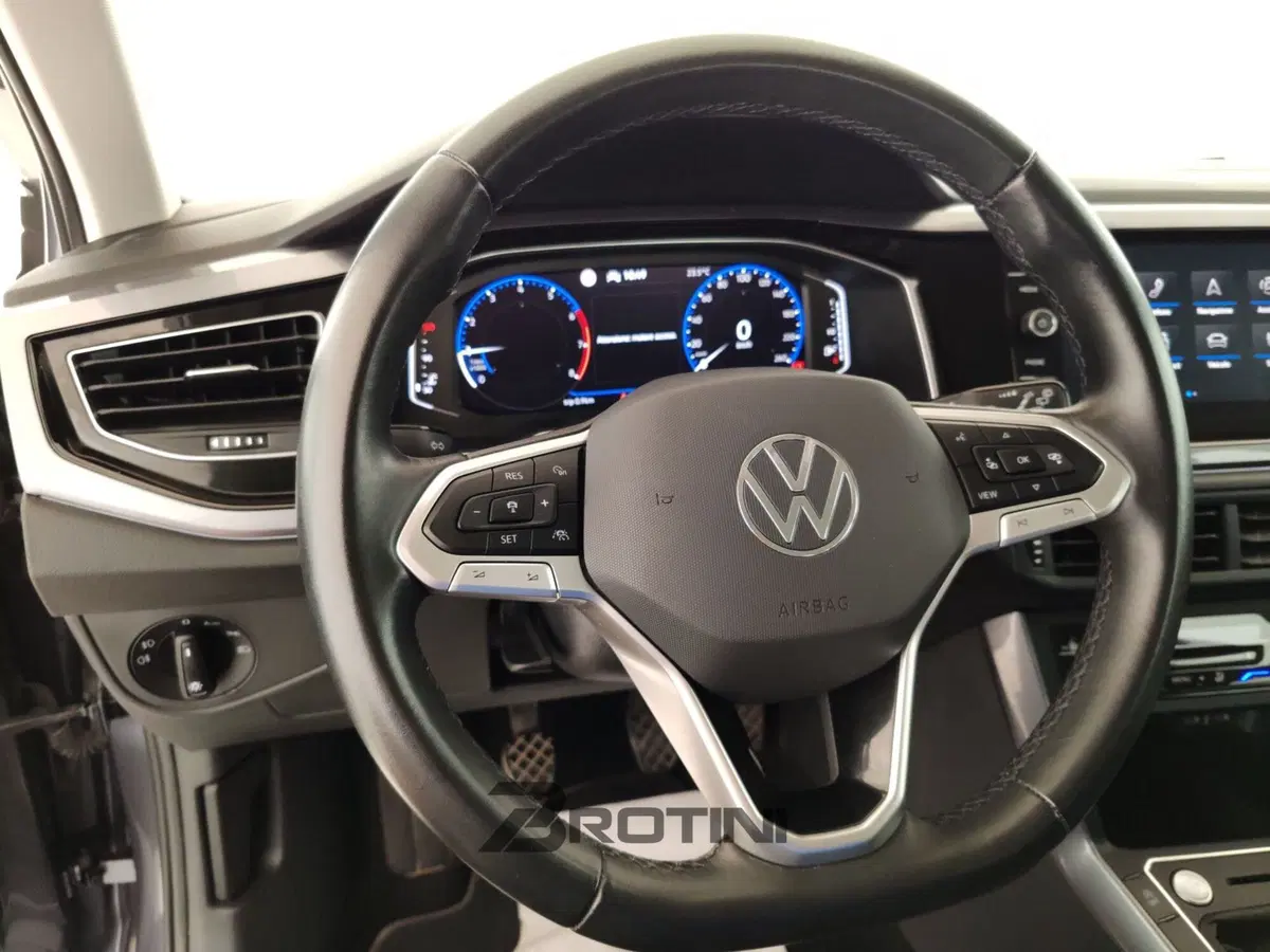 Volkswagen Polo usata a Massa-Carrara (16)