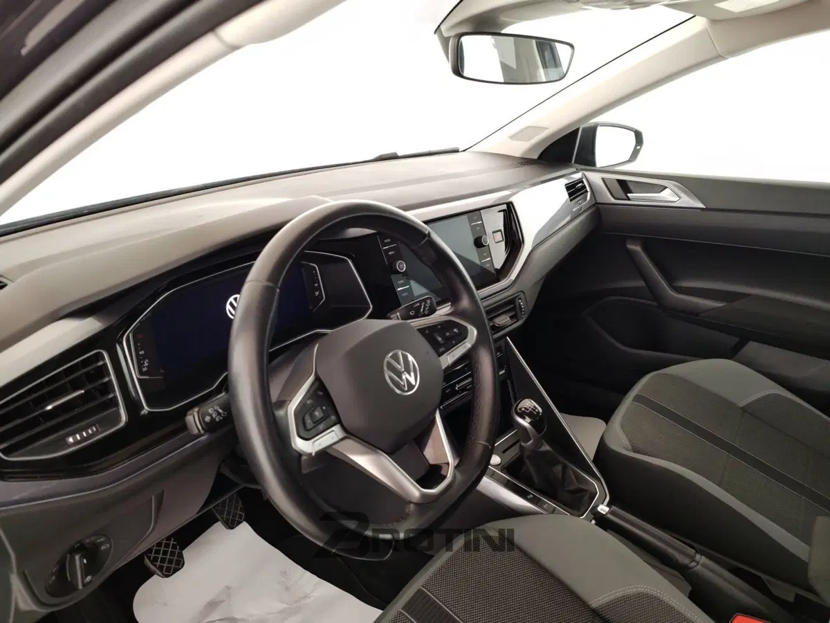 Volkswagen Polo usata a Massa-Carrara (9)