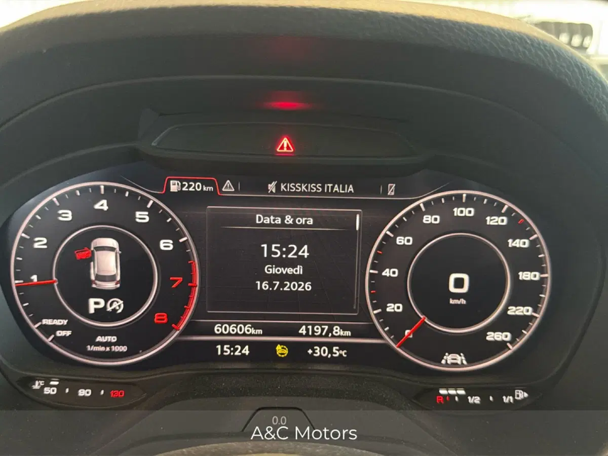 Audi Q2 usata a Napoli (11)