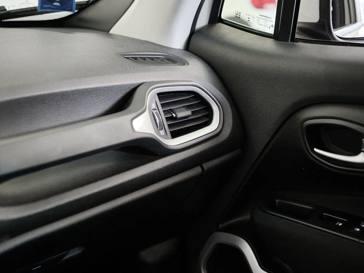 Jeep Renegade usata a Prato (17)