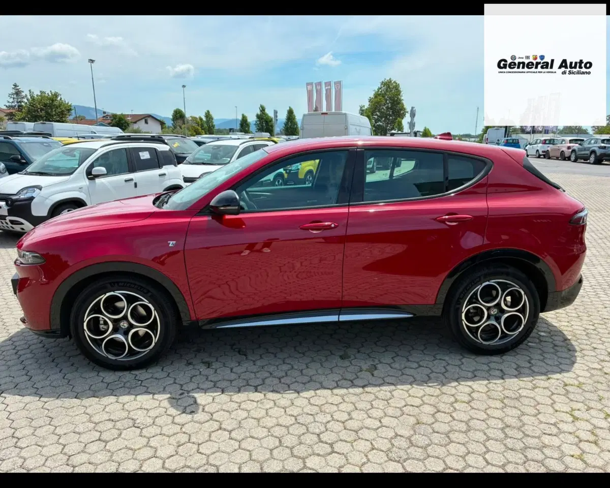 Alfa Romeo Tonale usata a Lucca (4)