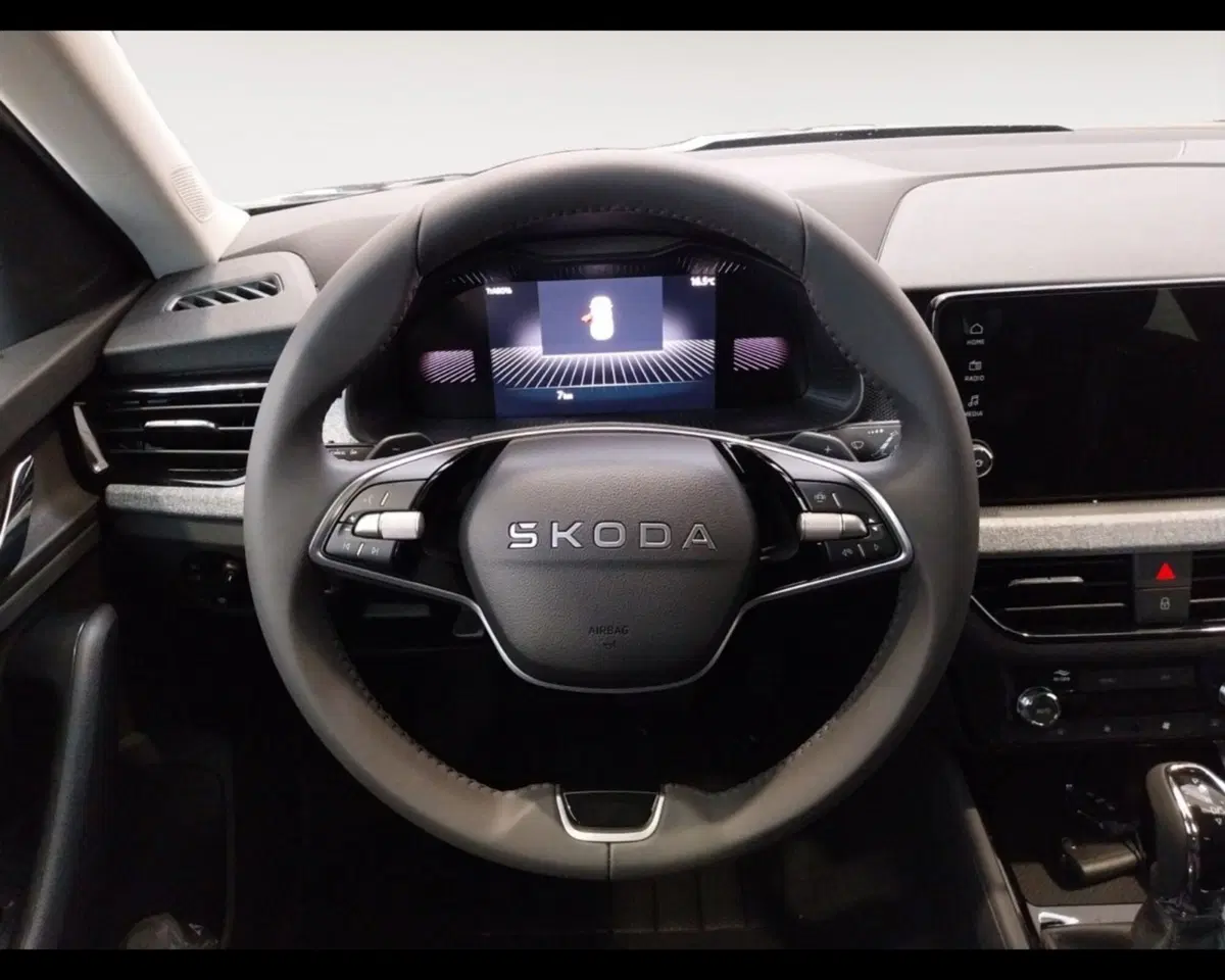 Skoda Kamiq nuova a Ravenna (13)